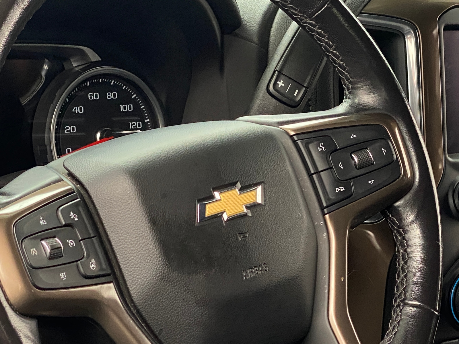 Thumbnail: 2022 Chevrolet Silverado 1500 - 4