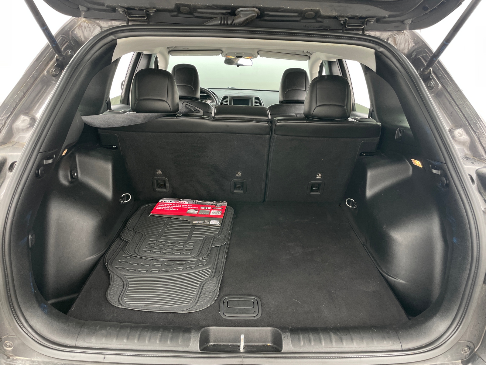 Thumbnail: 2019 Jeep Cherokee - 7