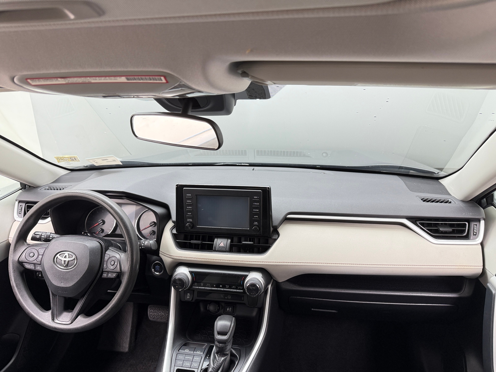 Thumbnail: 2019 Toyota RAV4 - 3
