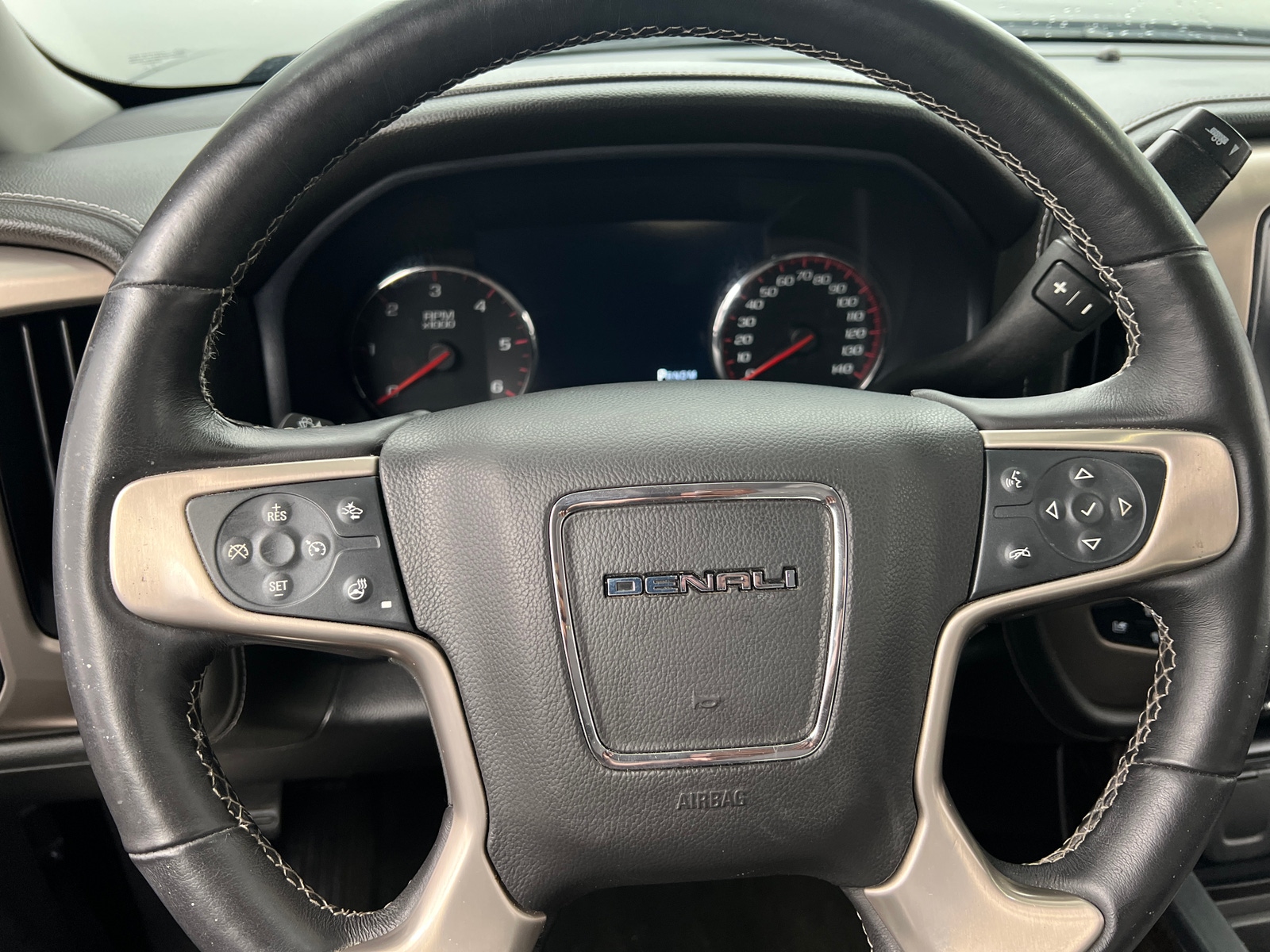 Thumbnail: 2016 GMC Sierra 1500 - 4