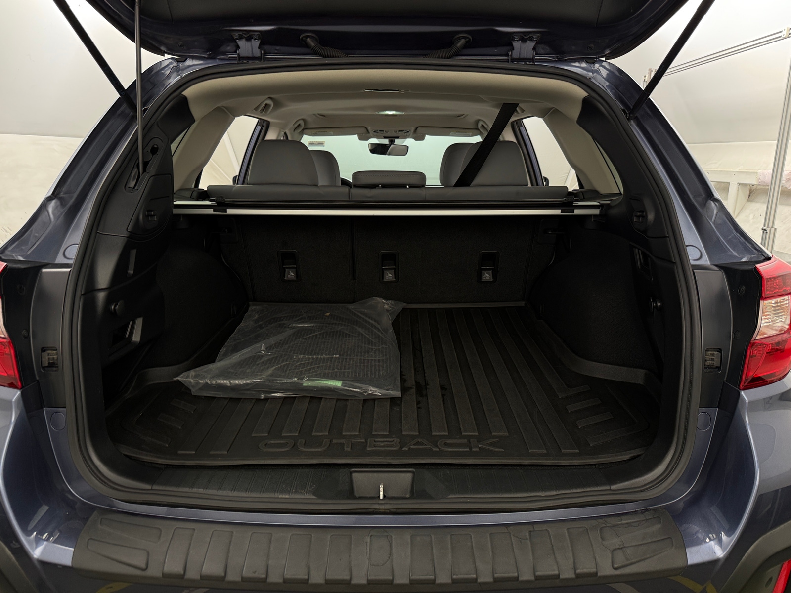 Thumbnail: 2018 Subaru Outback - 6