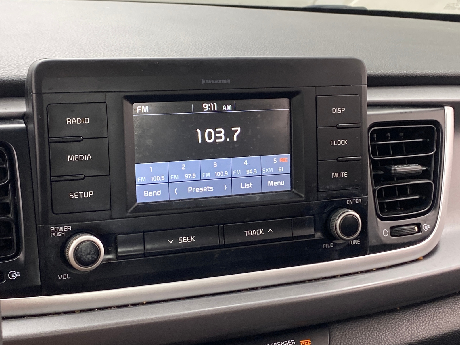 Thumbnail: 2018 Kia Rio - 4