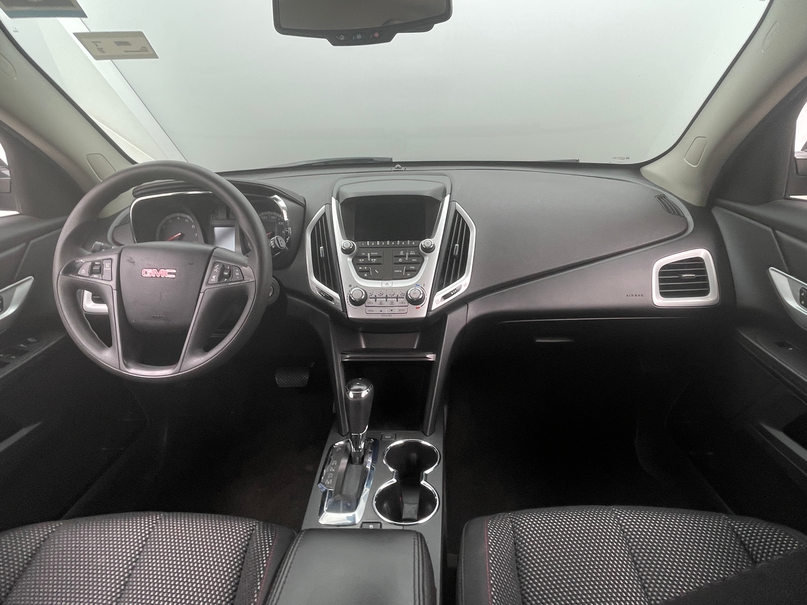 Thumbnail: 2017 GMC Terrain - 3