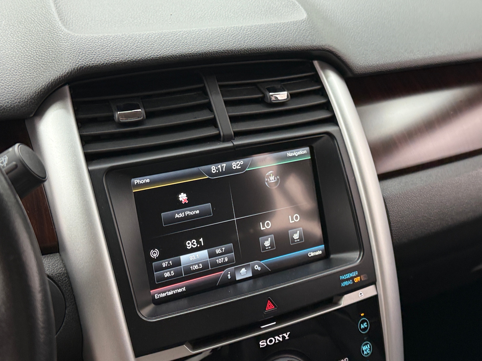 Thumbnail: 2012 Ford Edge - 3