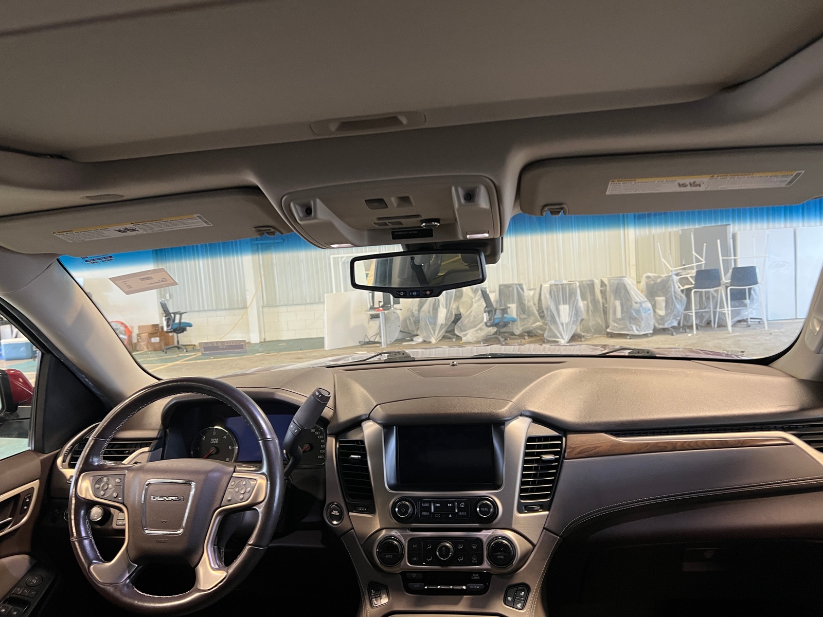 Thumbnail: 2019 GMC Yukon XL - 2