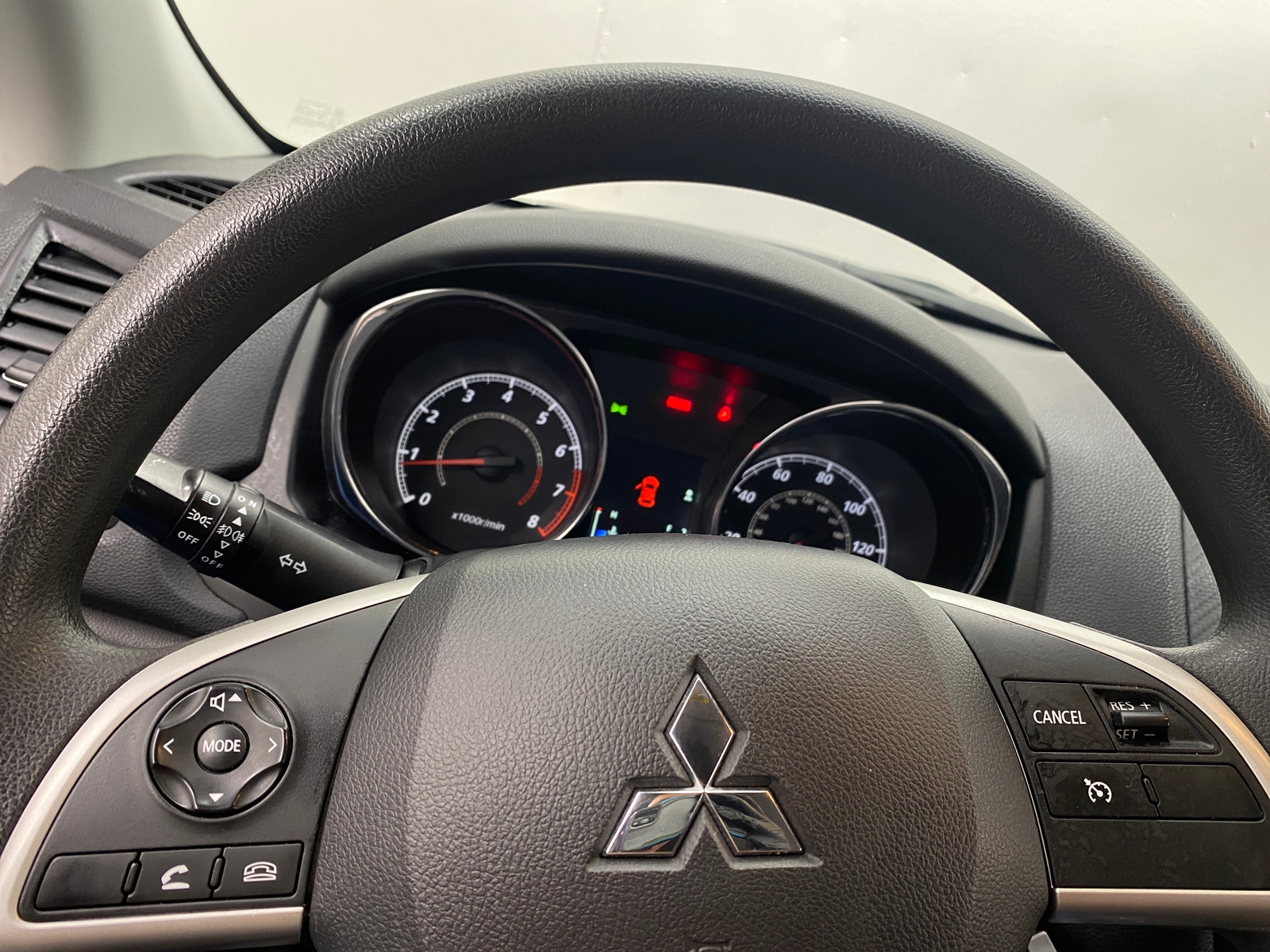 Thumbnail: 2019 Mitsubishi Outlander Sport - 5