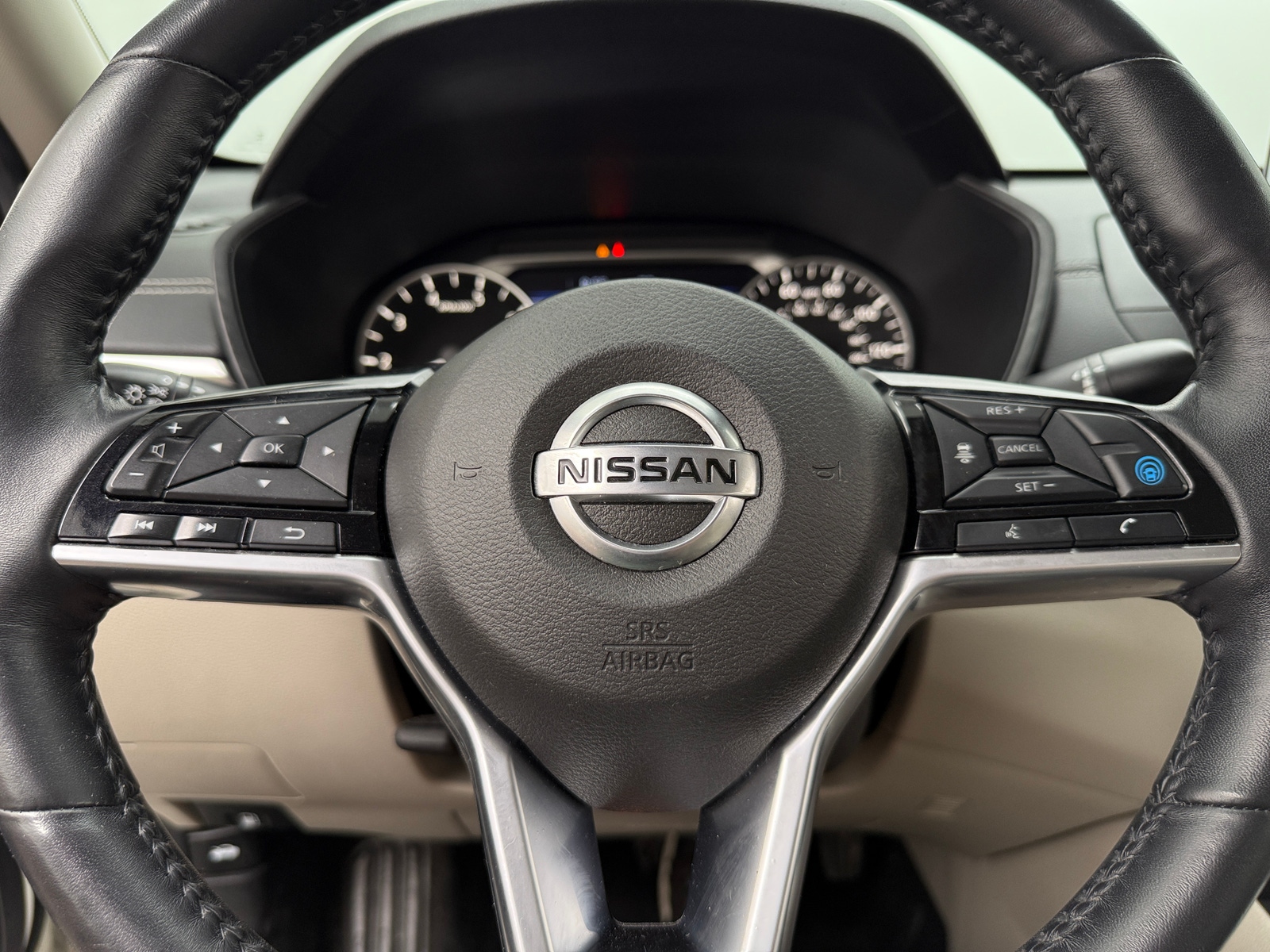 Thumbnail: 2019 Nissan Altima - 5