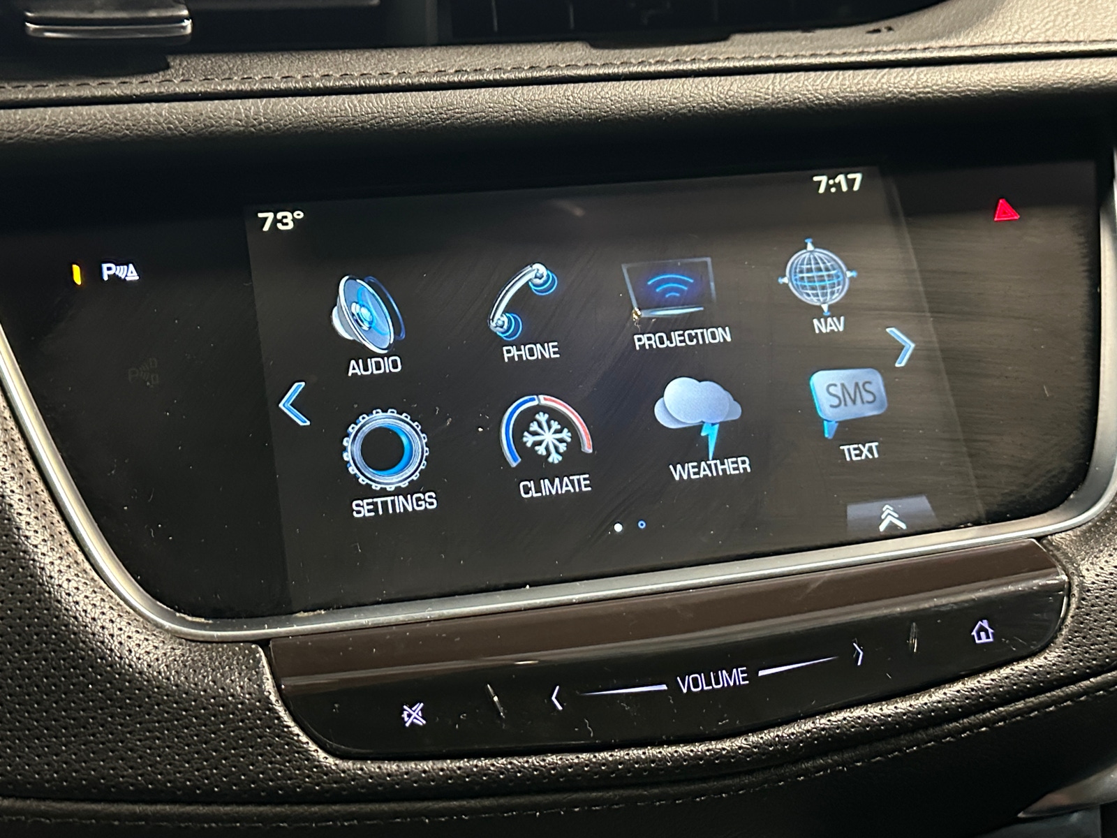 Thumbnail: 2018 Cadillac XT5 - 3