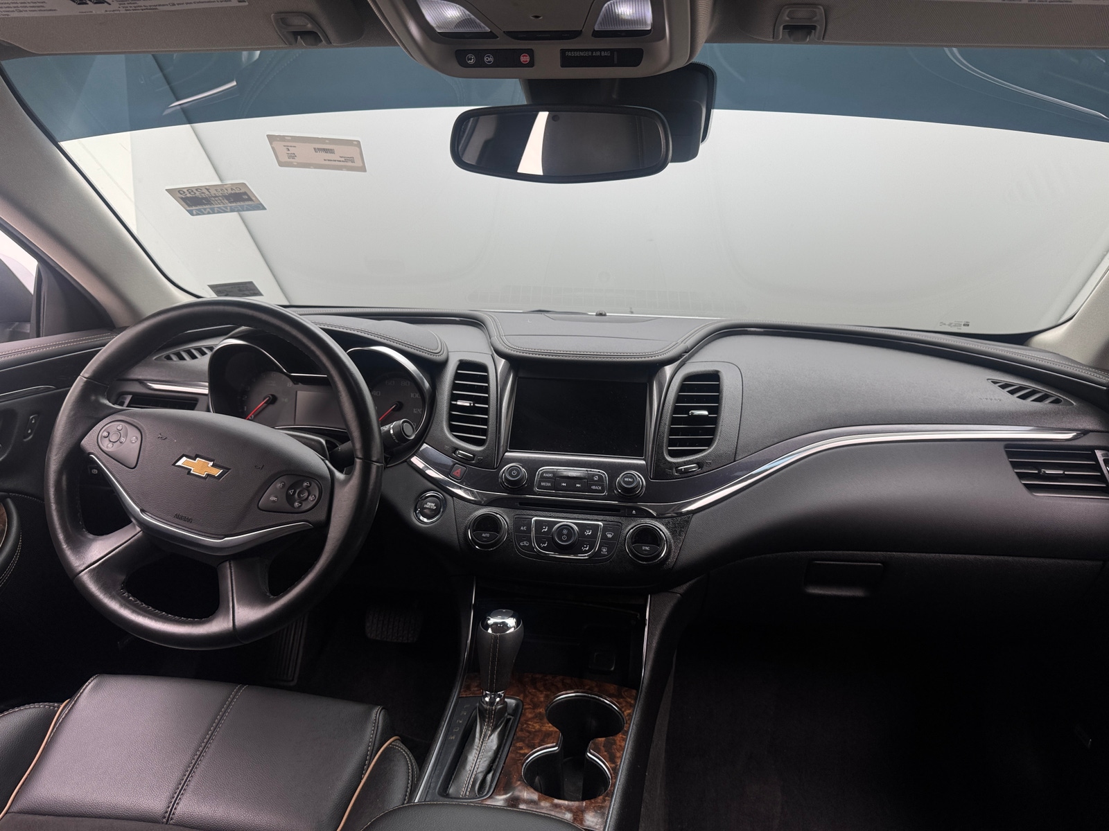 Thumbnail: 2015 Chevrolet Impala - 3