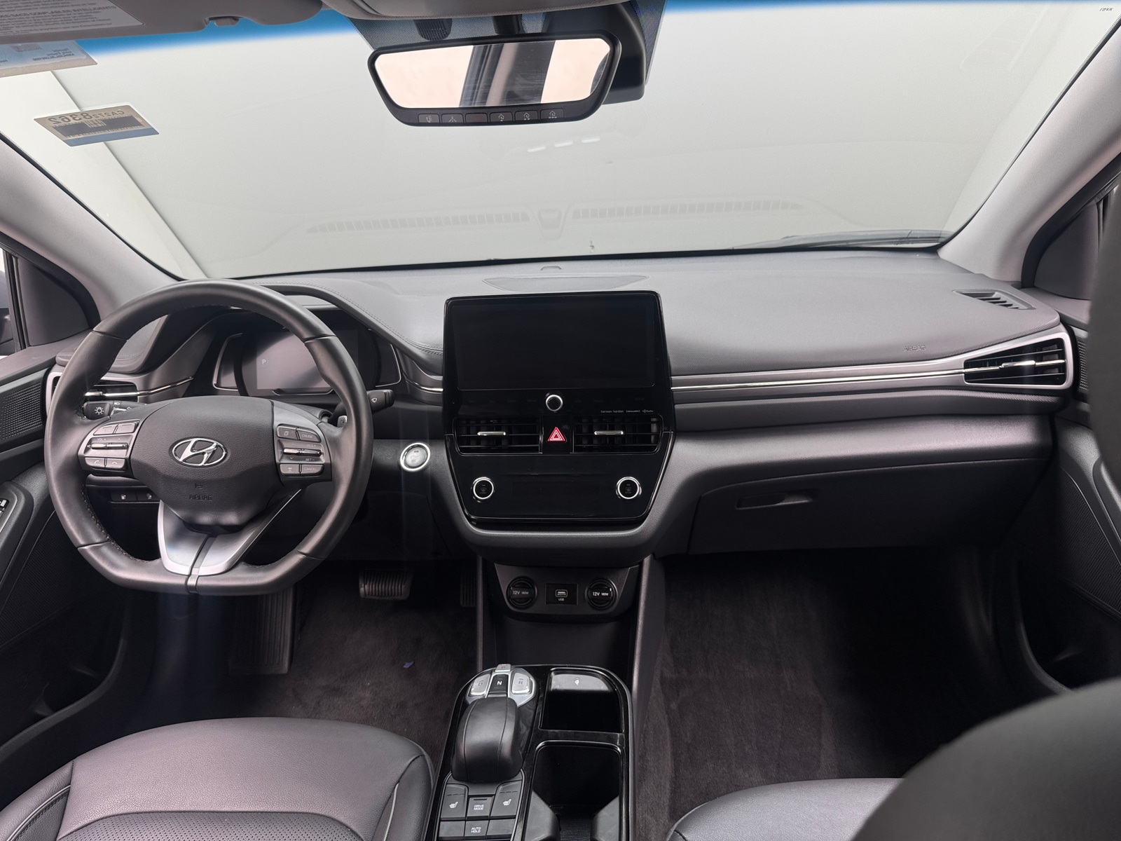 Thumbnail: 2020 Hyundai Ioniq - 2