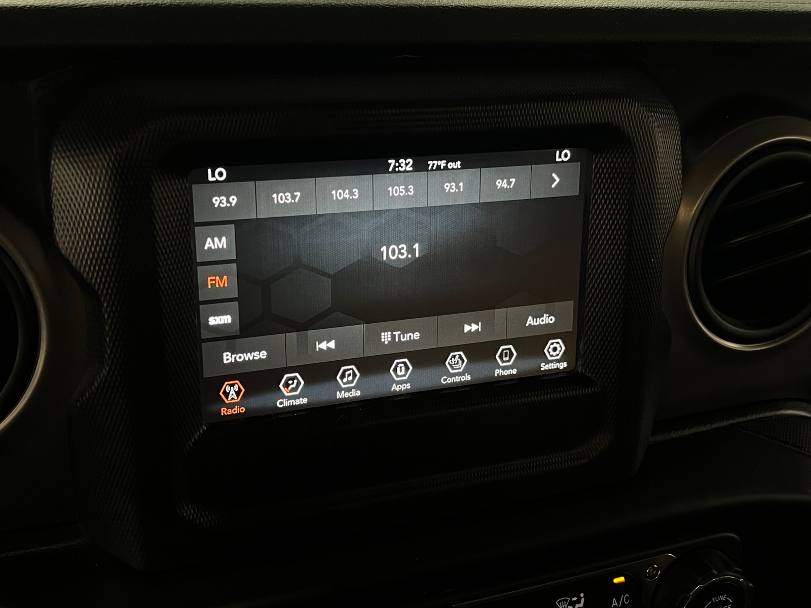 Thumbnail: 2020 Jeep Wrangler - 4