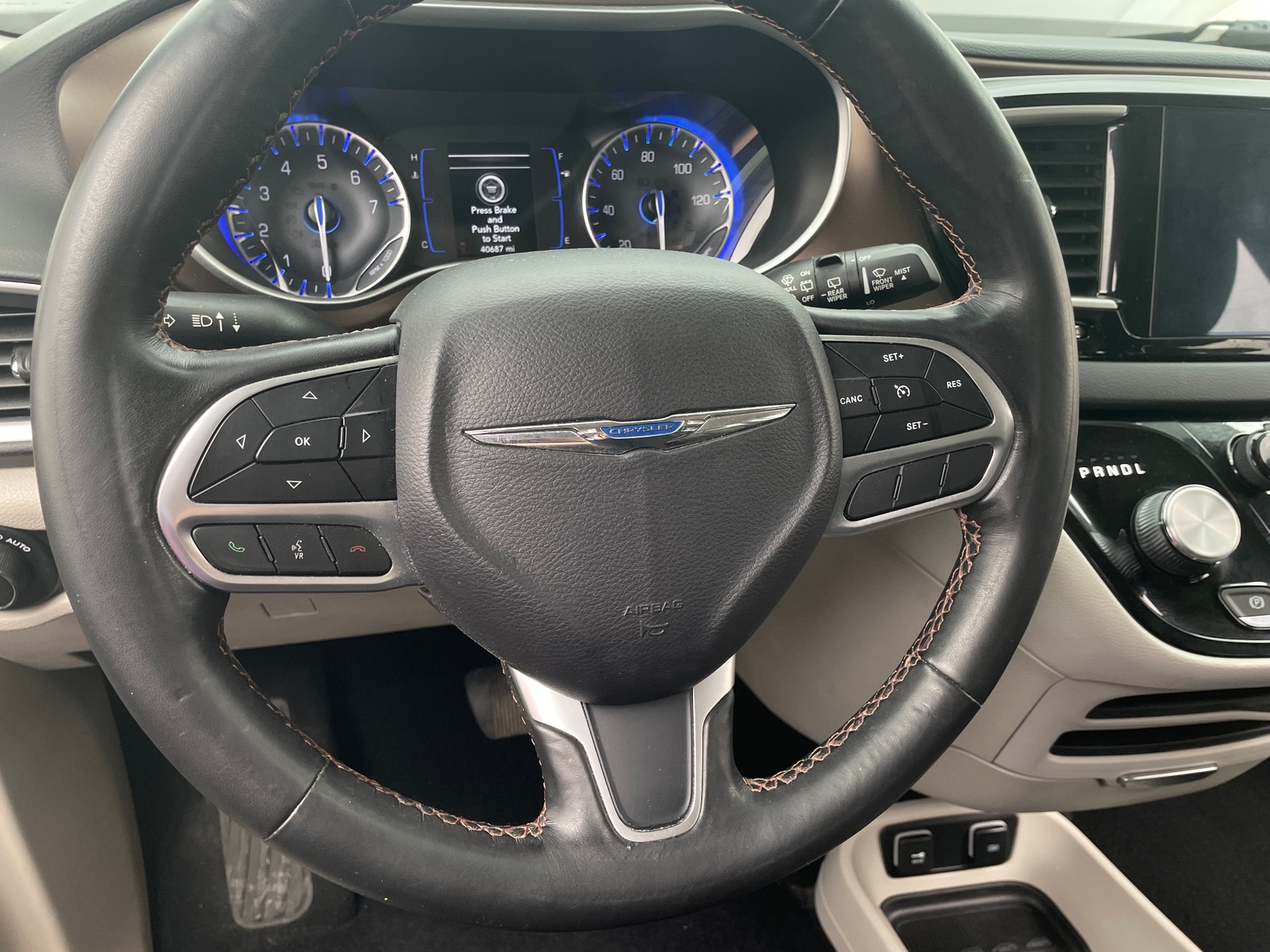 Thumbnail: 2019 Chrysler Pacifica - 5