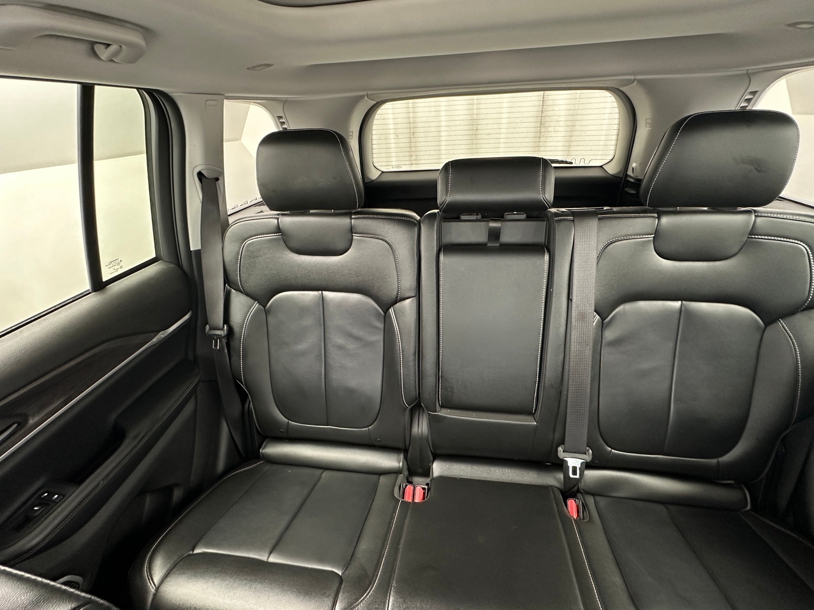 Thumbnail: 2022 Jeep Grand Cherokee - 5