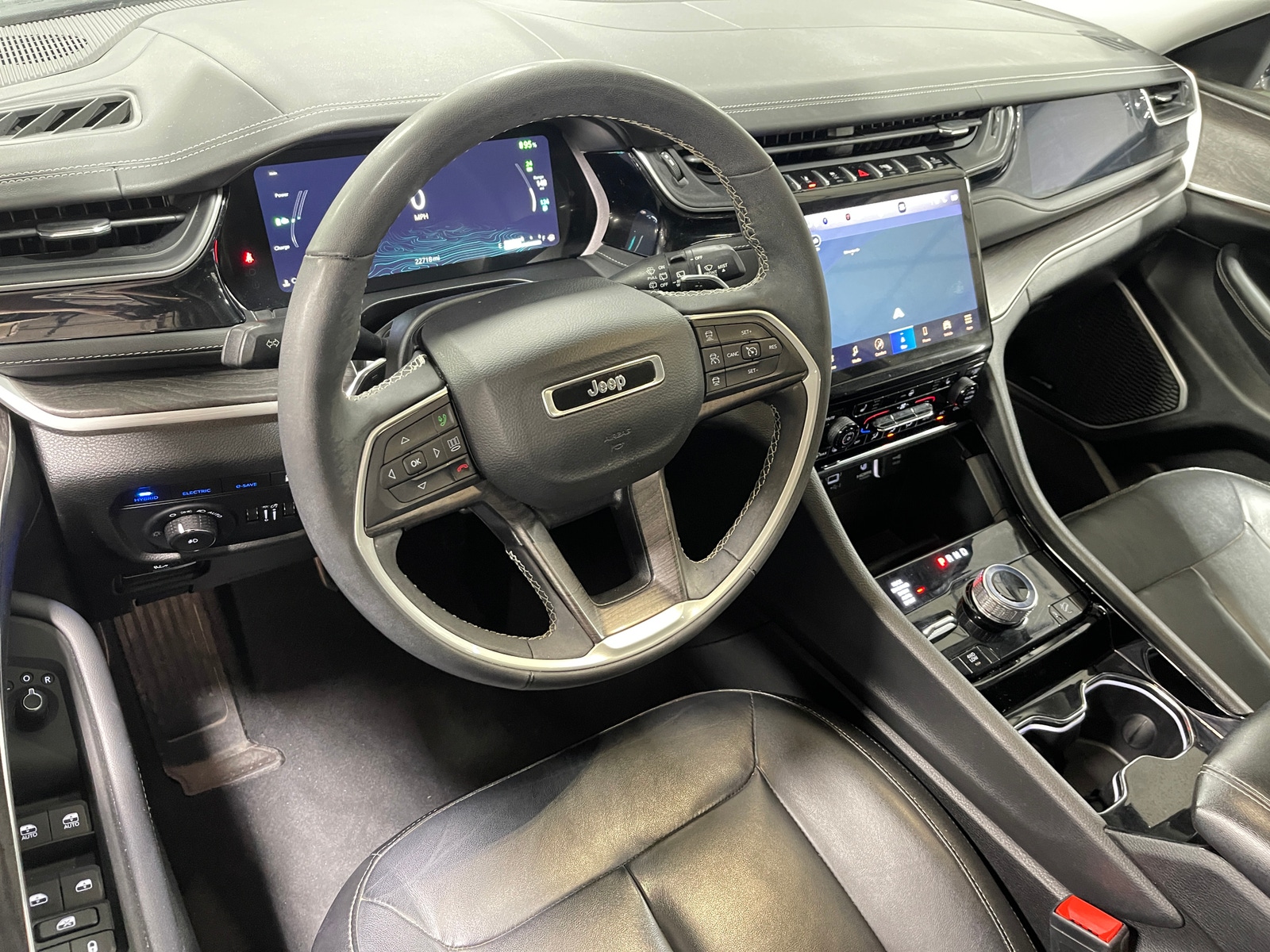 Thumbnail: 2022 Jeep Grand Cherokee - 2