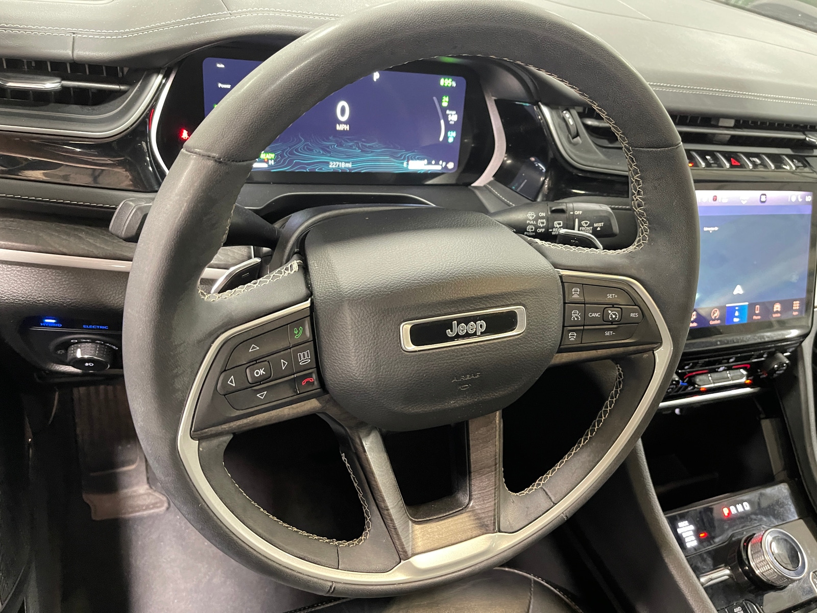 Thumbnail: 2022 Jeep Grand Cherokee - 4