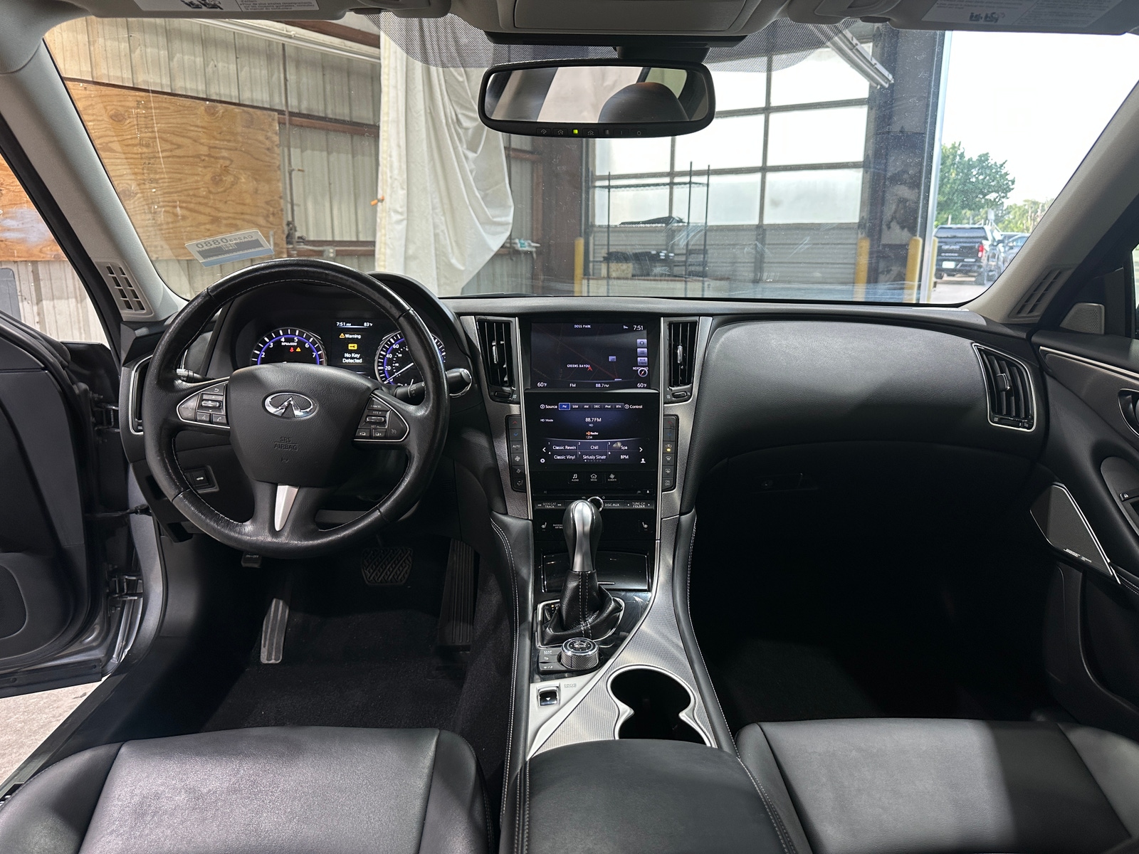 Thumbnail: 2017 INFINITI Q50 - 2