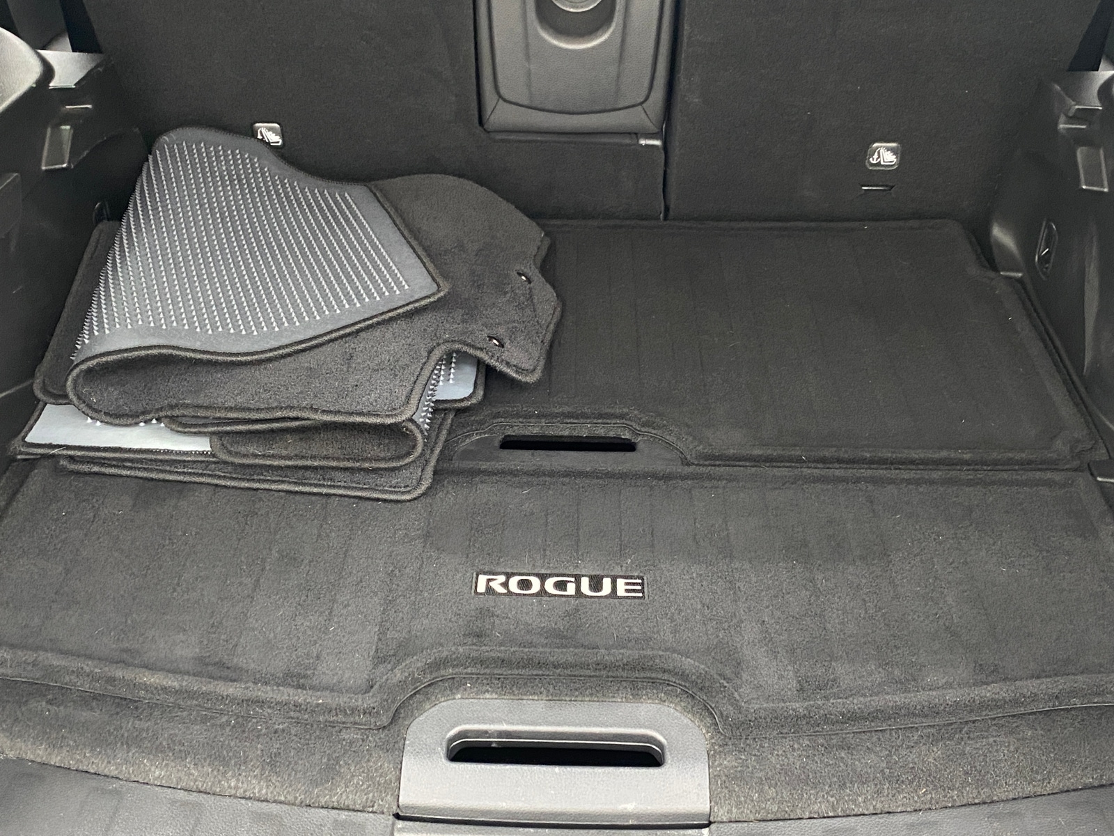 Thumbnail: 2019 Nissan Rogue - 7