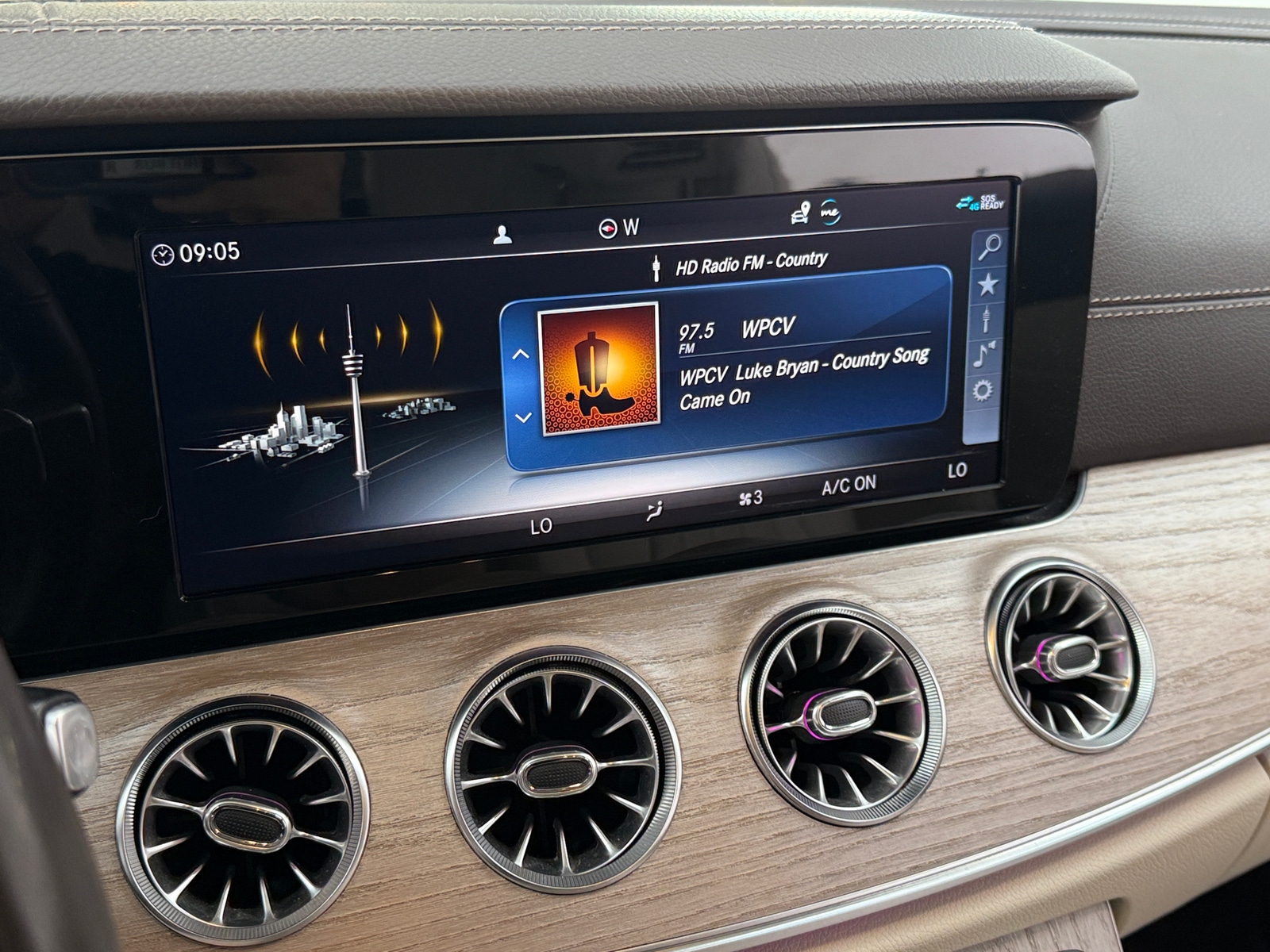 Thumbnail: 2019 Mercedes-Benz E-Class - 3