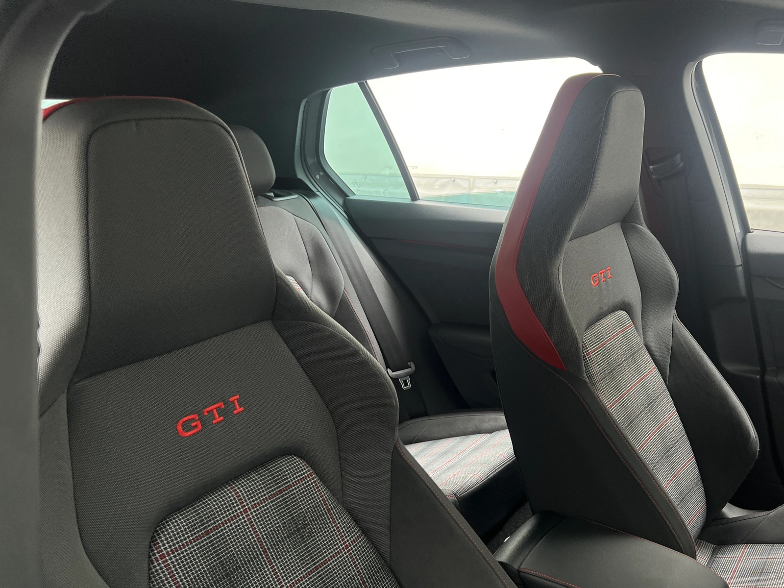 Thumbnail: 2024 Volkswagen Golf - 2
