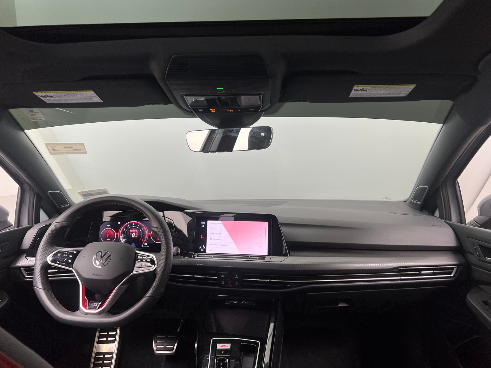 Thumbnail: 2024 Volkswagen Golf - 3