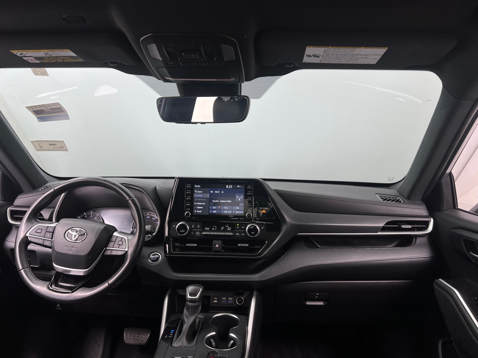 Thumbnail: 2022 Toyota Highlander - 2