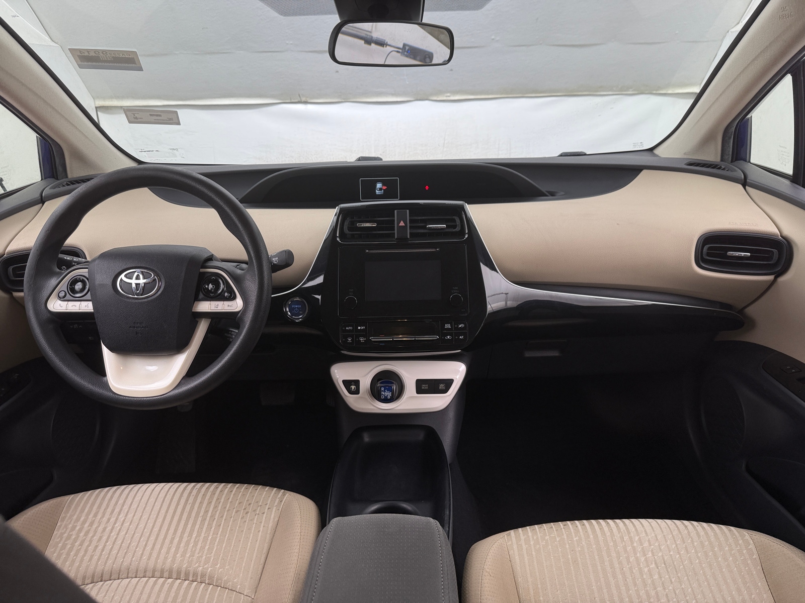 Thumbnail: 2017 Toyota Prius - 3