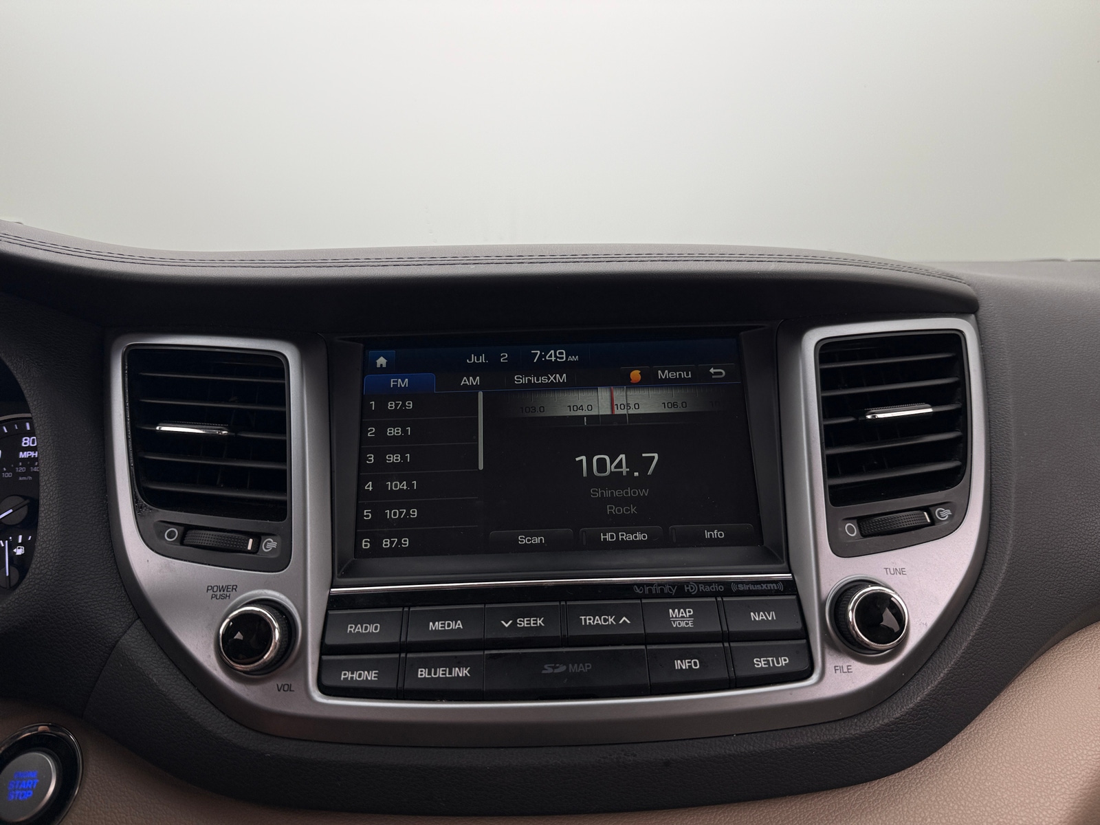 Thumbnail: 2017 Hyundai Tucson - 3