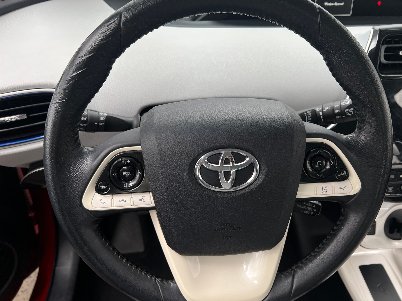 Thumbnail: 2016 Toyota Prius - 4