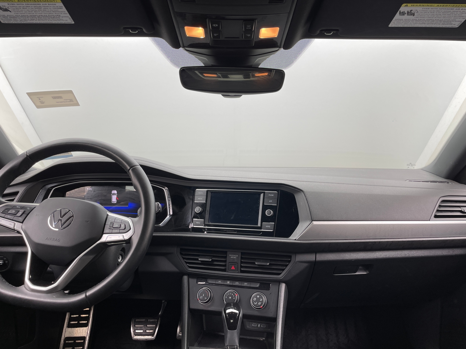 Thumbnail: 2023 Volkswagen Jetta - 3