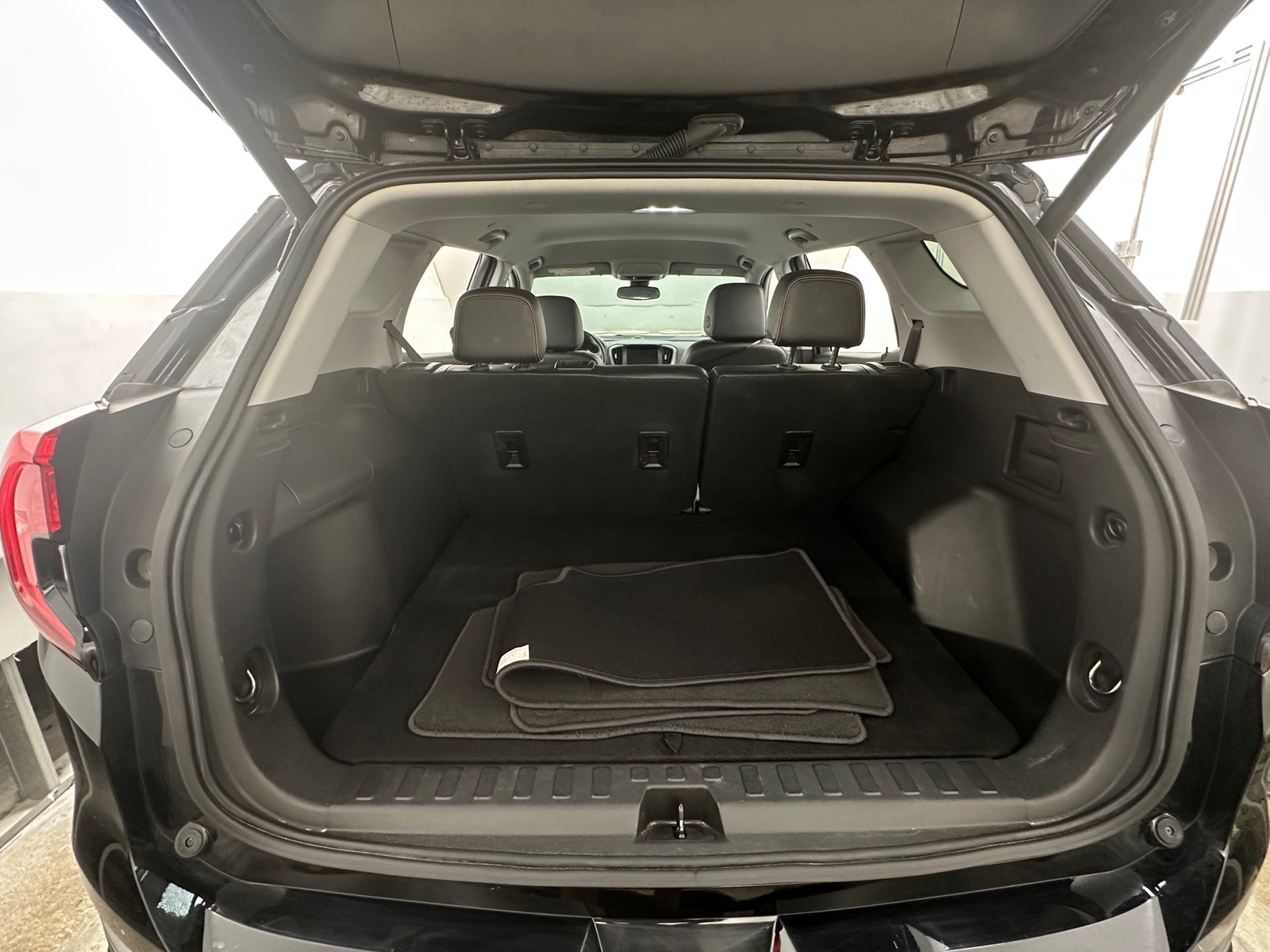 Thumbnail: 2023 GMC Terrain - 6