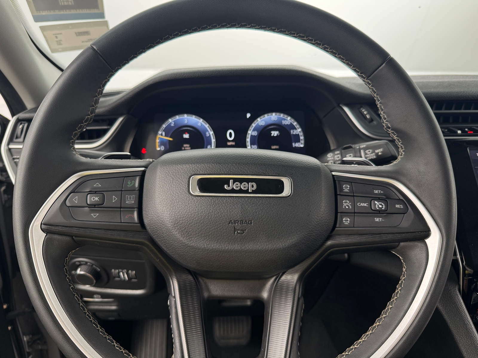 Thumbnail: 2023 Jeep Grand Cherokee - 5
