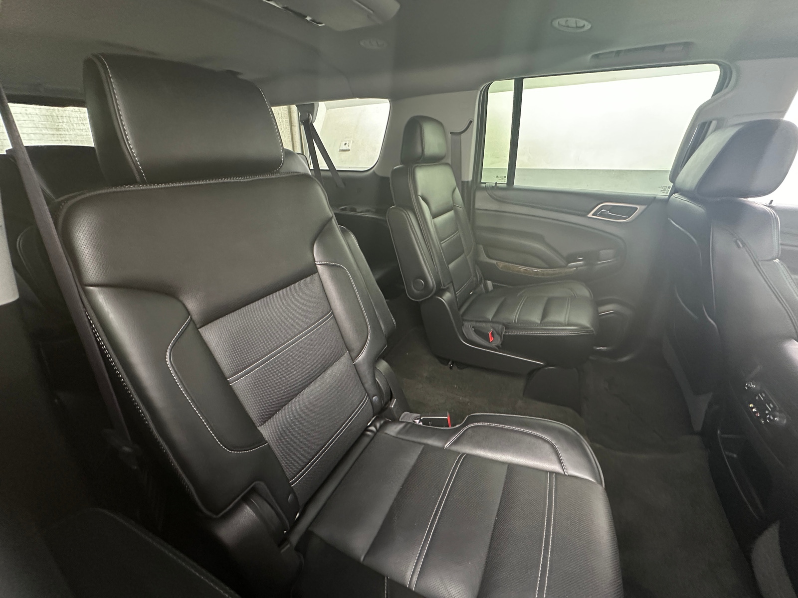 Thumbnail: 2016 GMC Yukon XL - 6