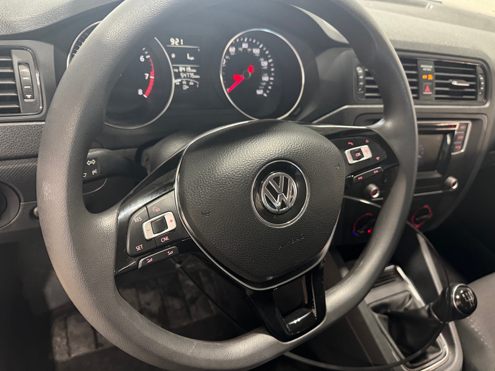 Thumbnail: 2016 Volkswagen Jetta - 5