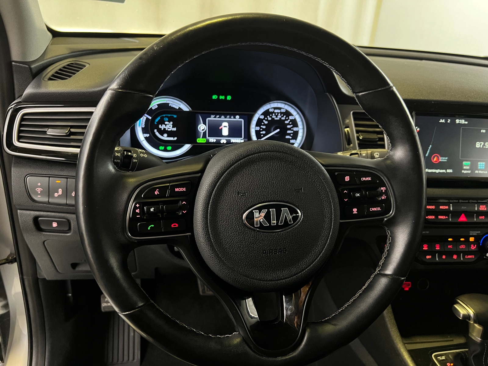 Thumbnail: 2018 Kia Niro - 4