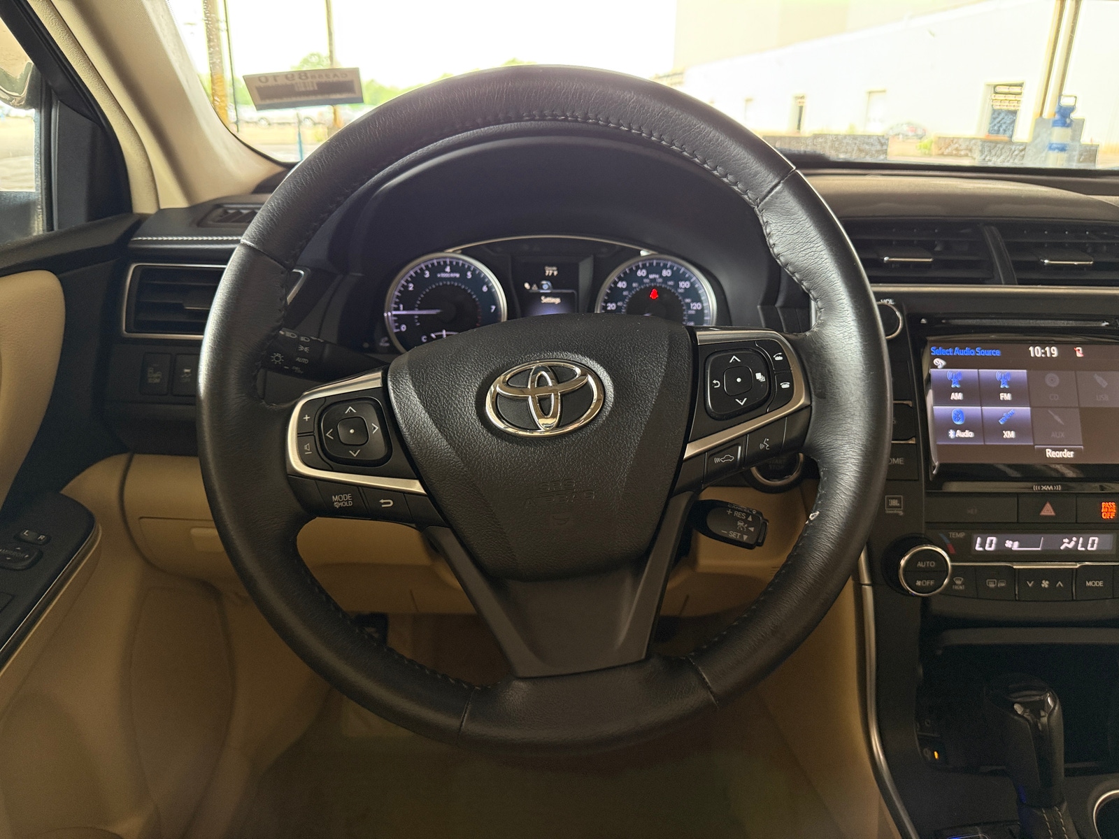Thumbnail: 2017 Toyota Camry - 5