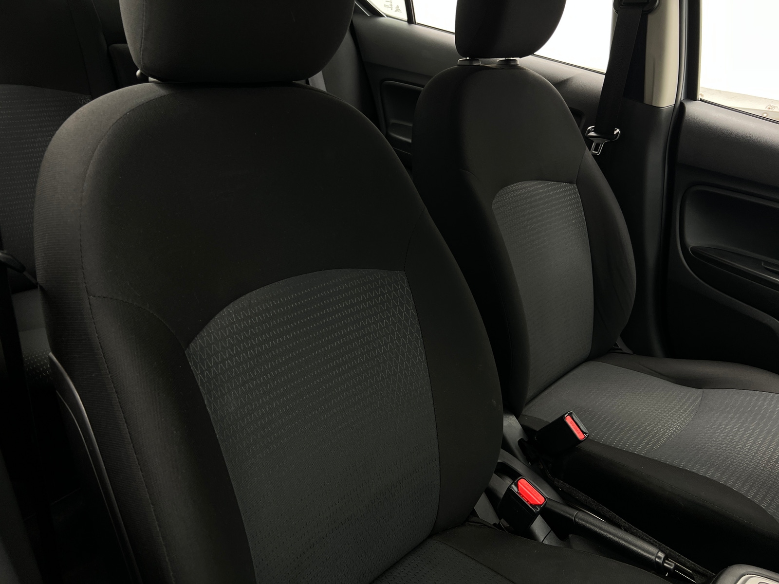 Thumbnail: 2023 Mitsubishi Mirage G4 - 2