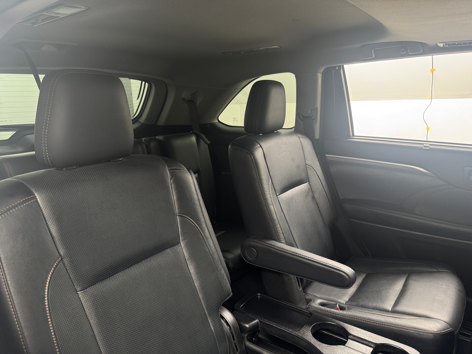 Thumbnail: 2017 Toyota Highlander - 5
