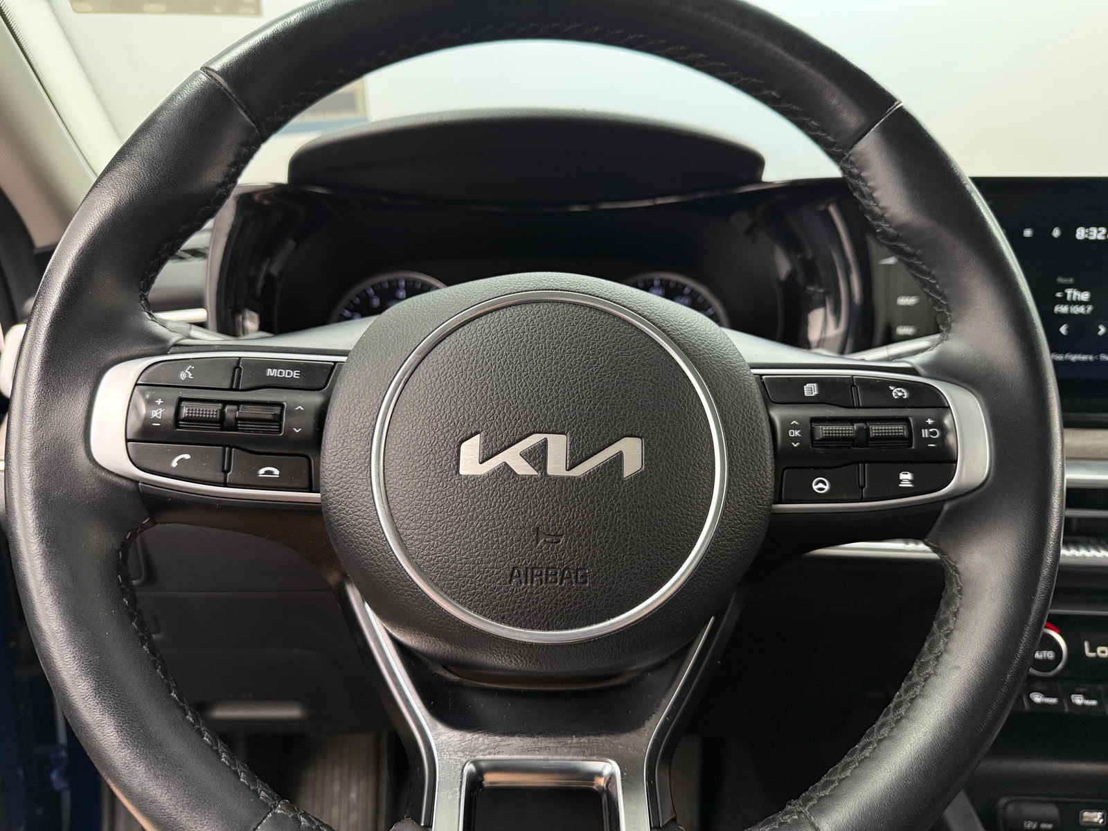 Thumbnail: 2023 Kia K5 - 4