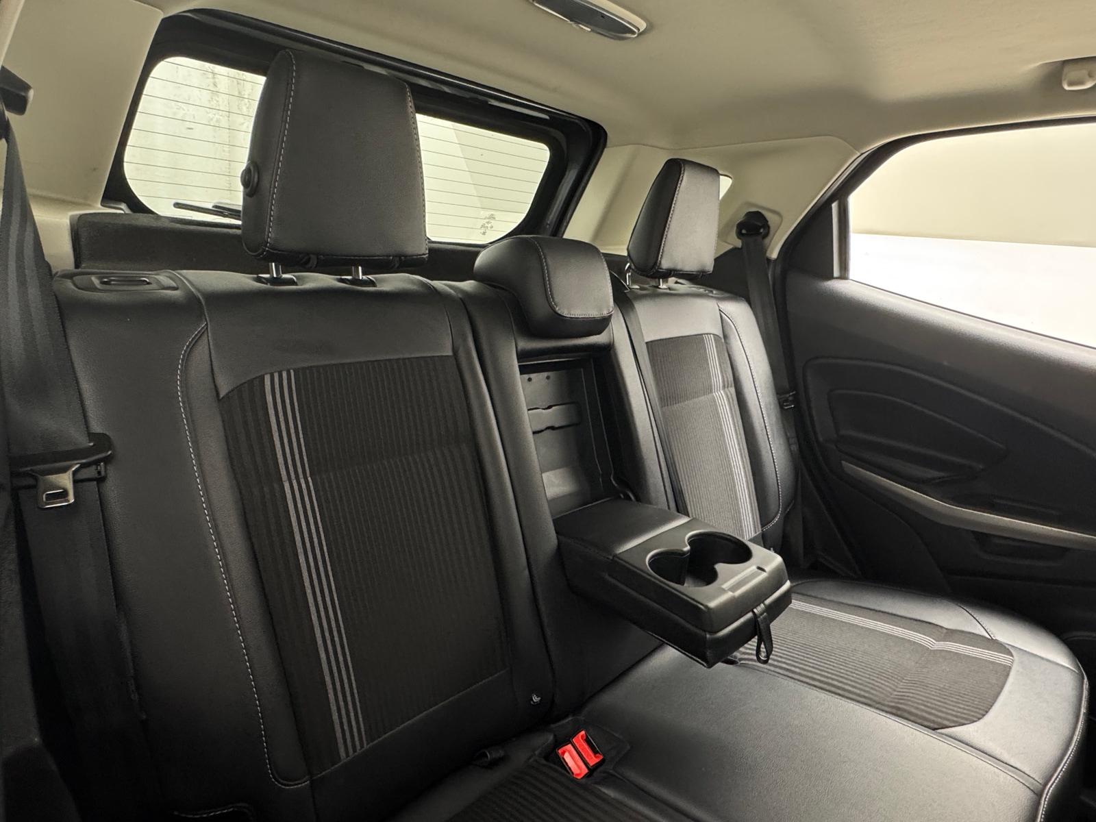 Thumbnail: 2019 Ford EcoSport - 5