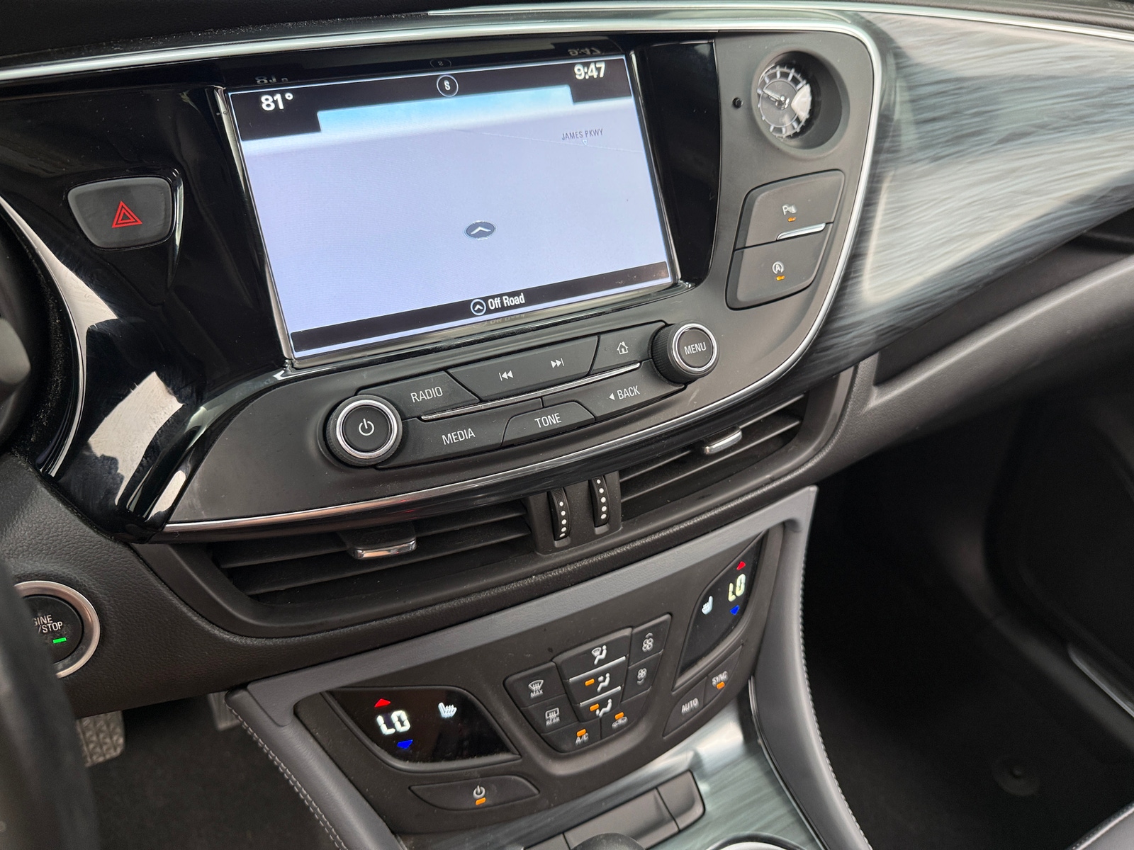 Thumbnail: 2019 Buick Envision - 3