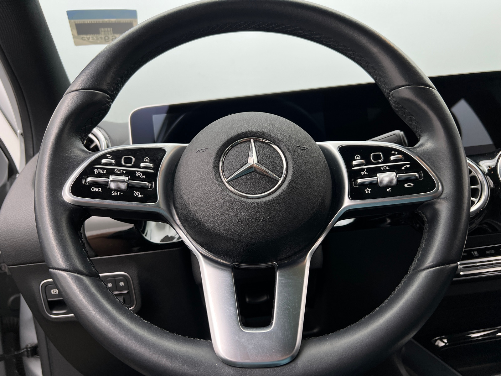 Thumbnail: 2021 Mercedes-Benz GLA - 4