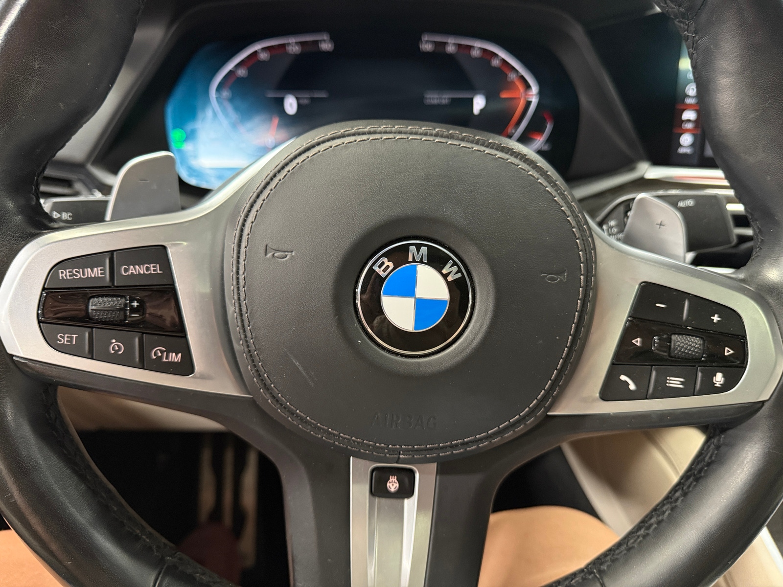 Thumbnail: 2021 BMW X6 - 4