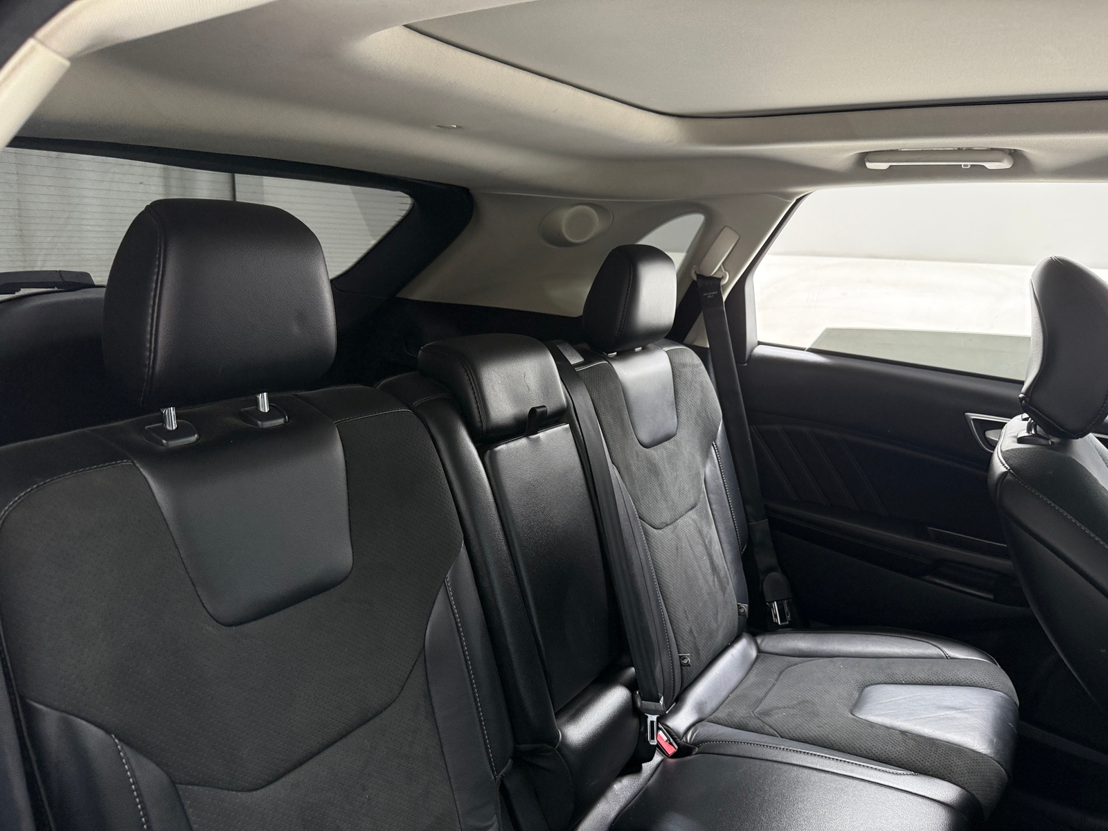 Thumbnail: 2016 Ford Edge - 5