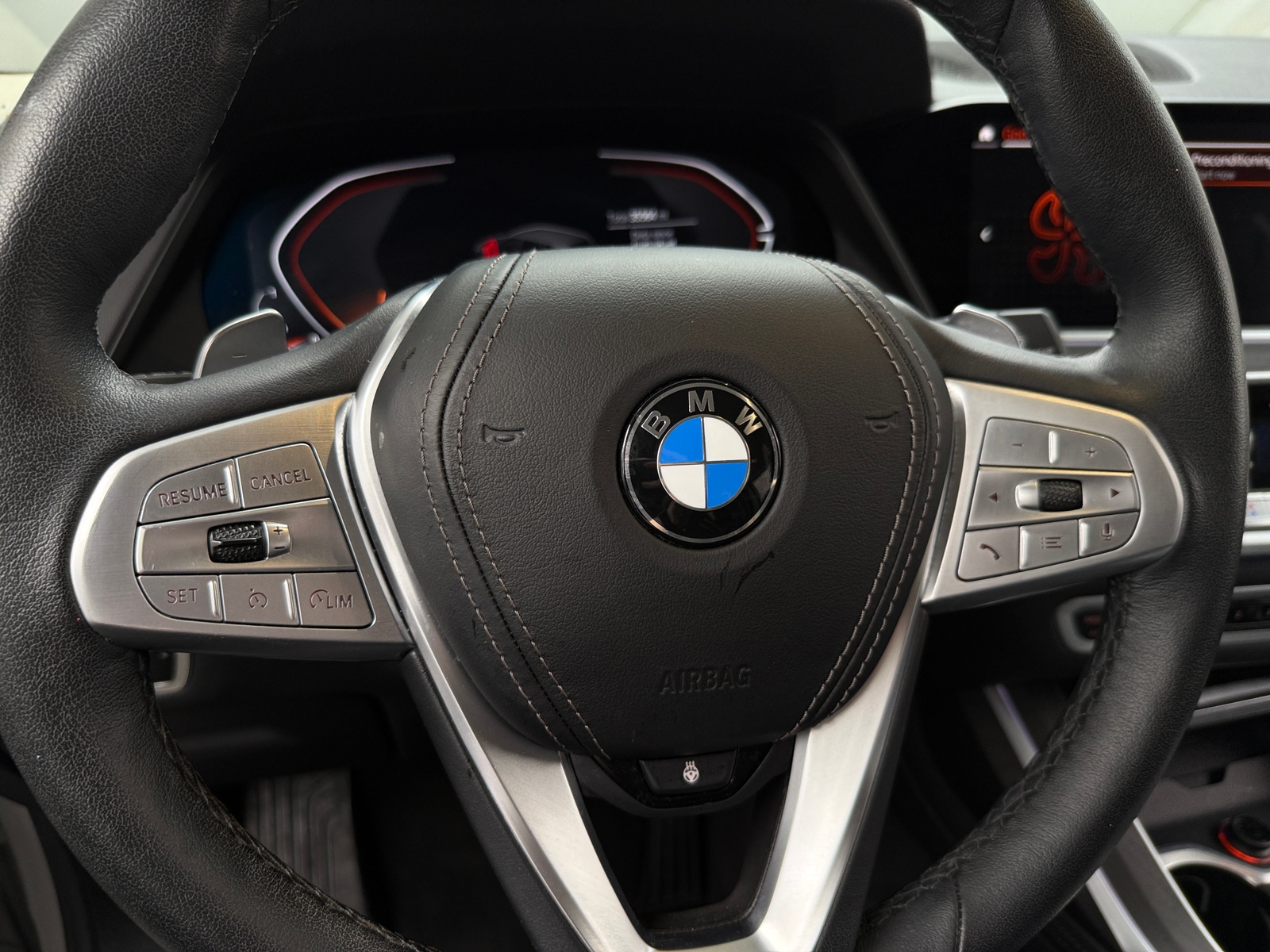 Thumbnail: 2022 BMW X7 - 4
