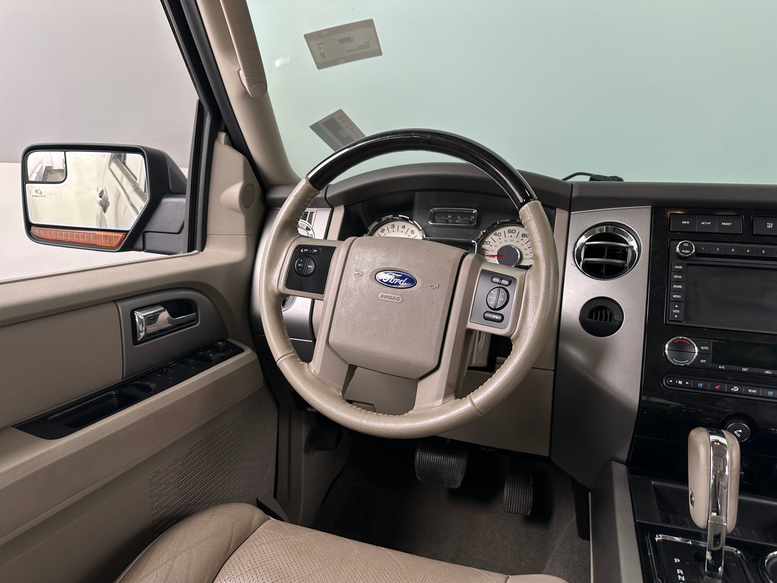 Thumbnail: 2014 Ford Expedition - 4