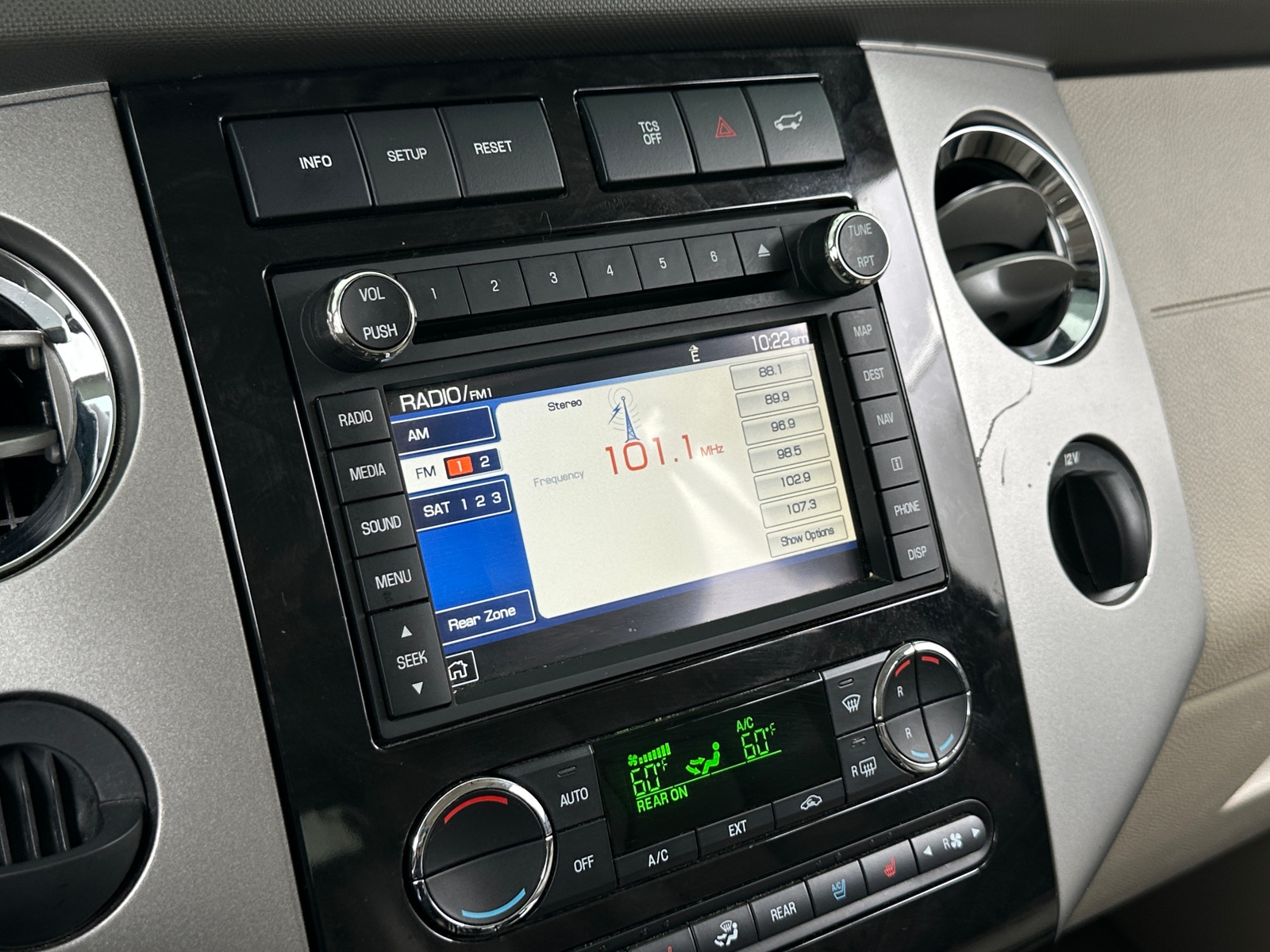 Thumbnail: 2014 Ford Expedition - 3