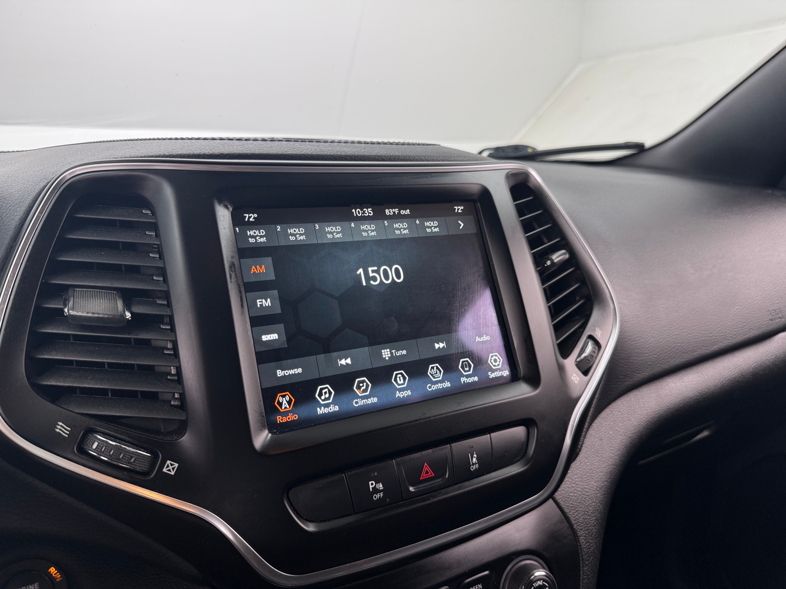 Thumbnail: 2021 Jeep Cherokee - 3