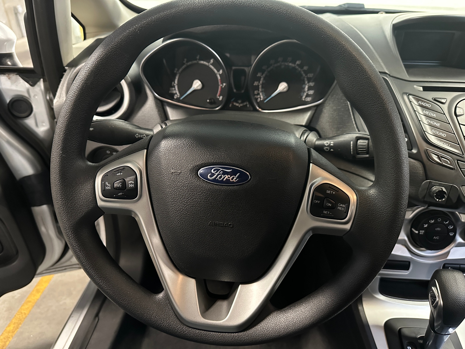 Thumbnail: 2018 Ford Fiesta - 5