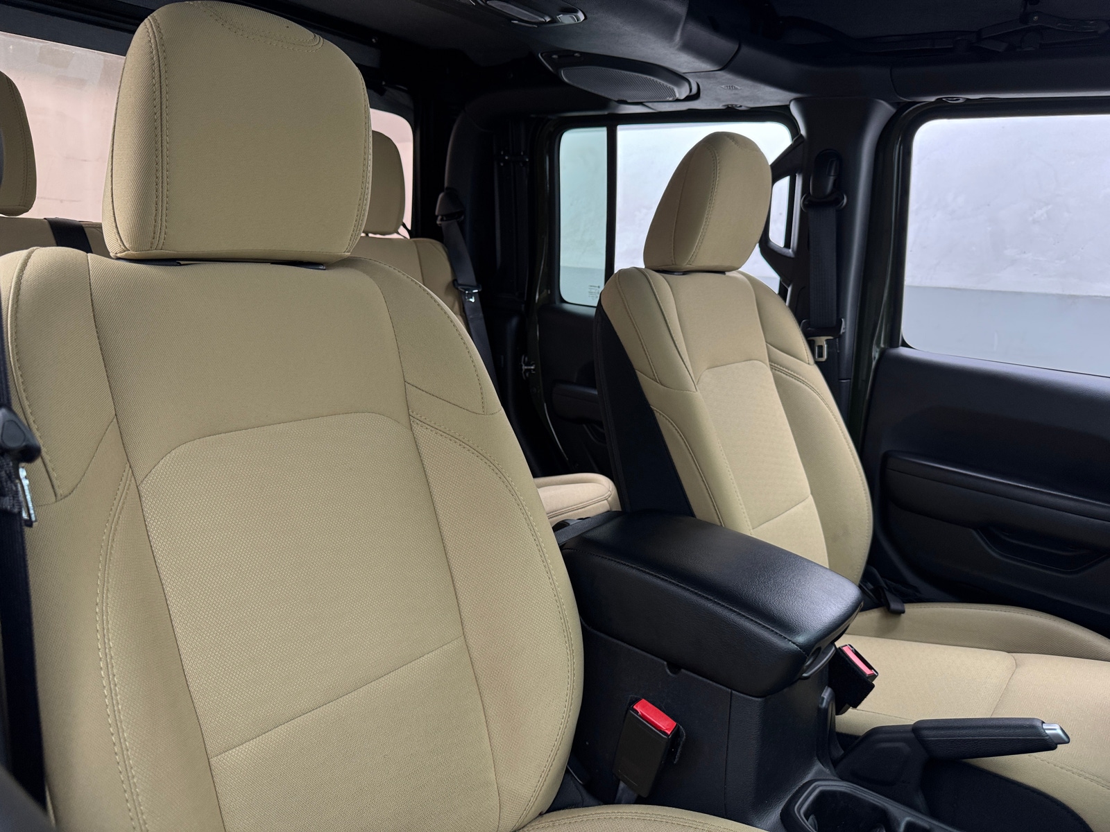 Thumbnail: 2021 Jeep Gladiator - 2