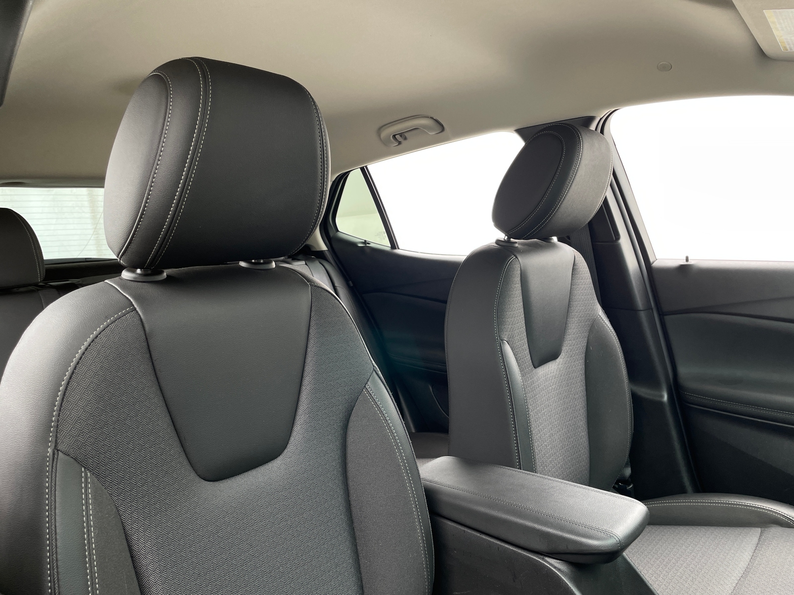 Thumbnail: 2023 Buick Encore GX - 2